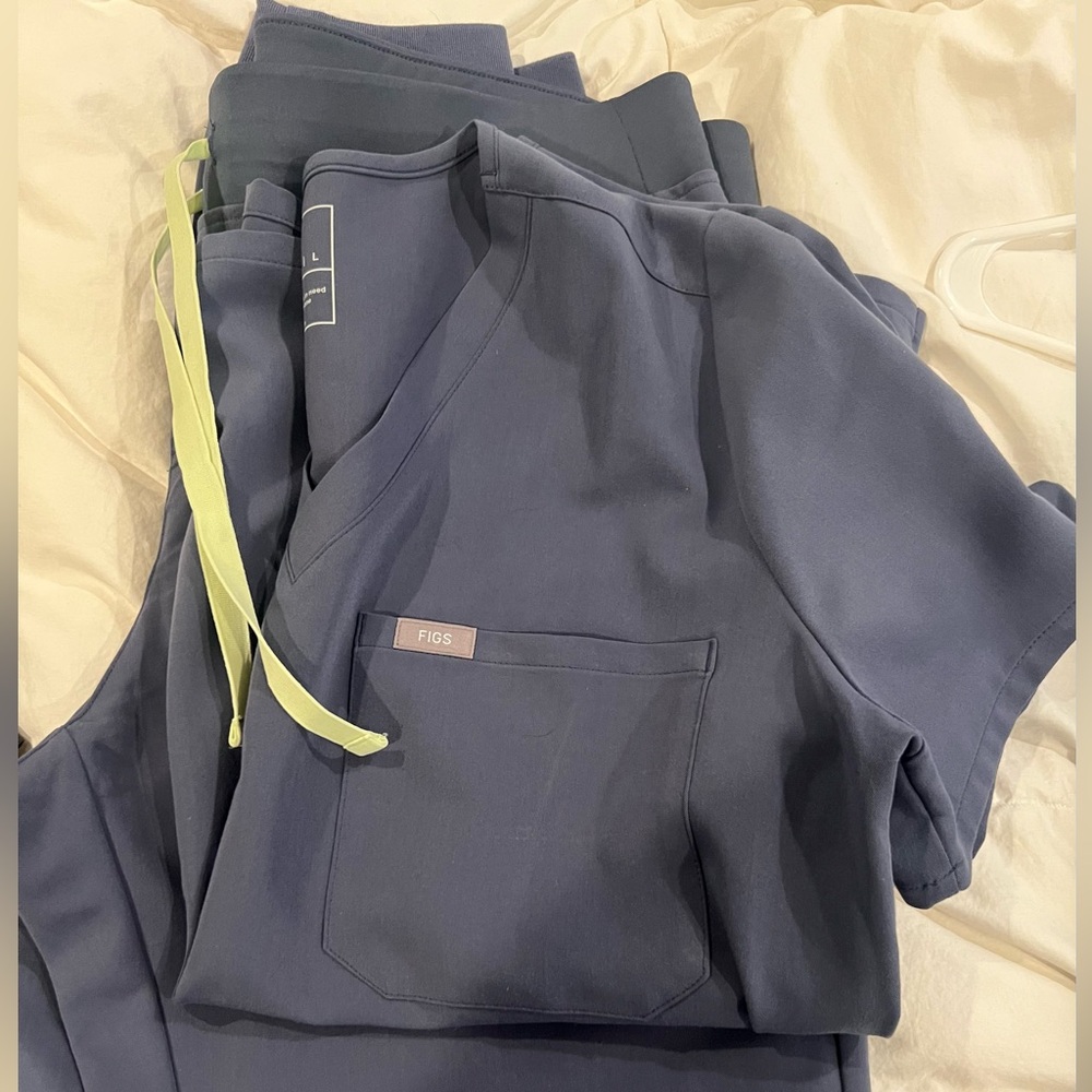 Figs Space Navy Scrub Set